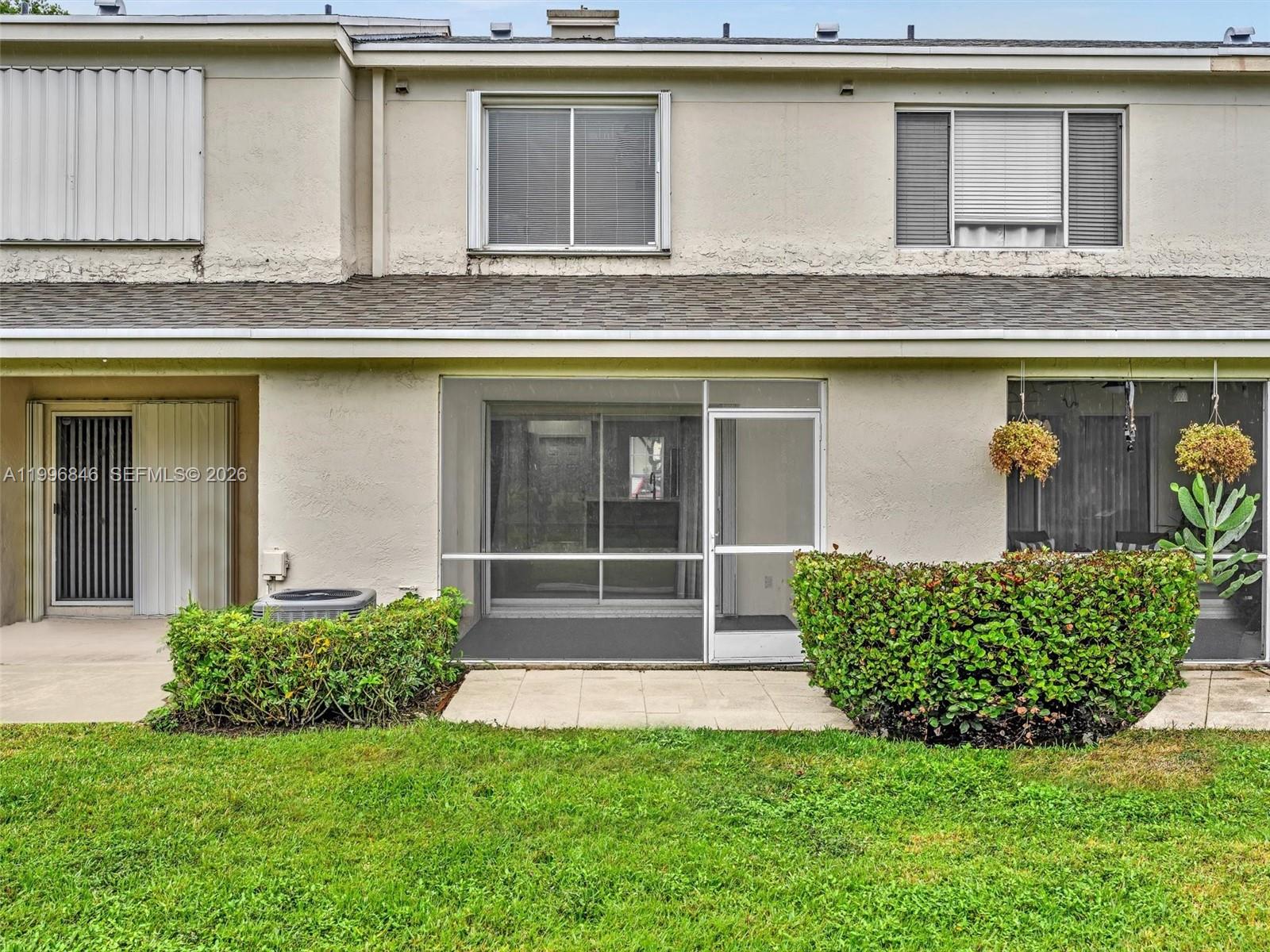 8 Key West Ct #8, Weston FL 33326