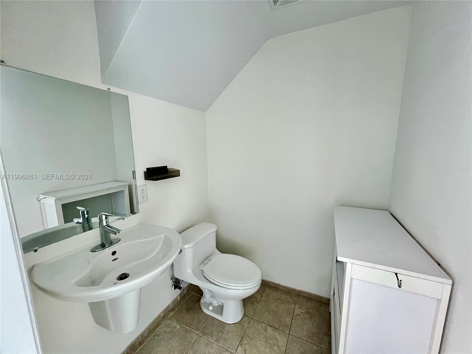 60 SW 13th St #1611, Miami FL 33130