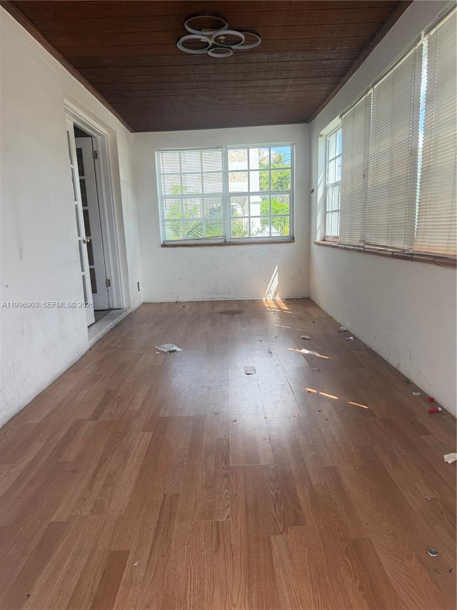 634 SW 10th Ave, Miami FL 33130