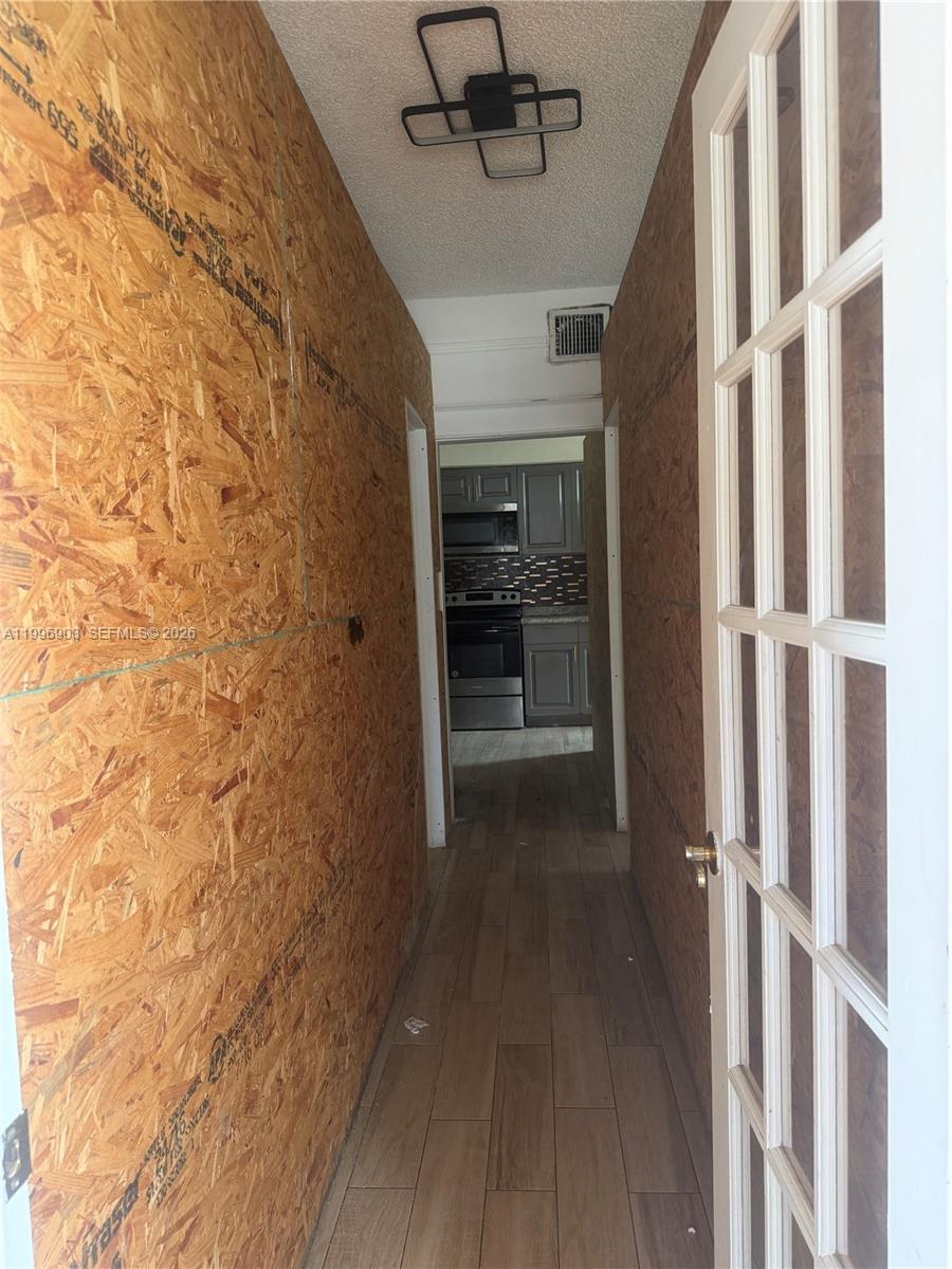 634 SW 10th Ave, Miami FL 33130