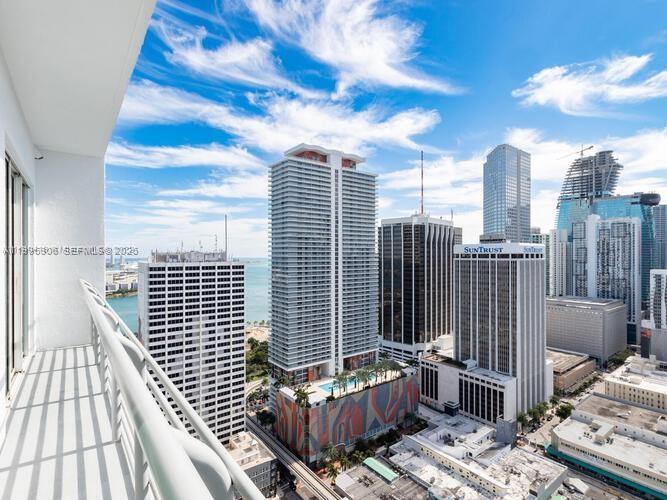 133 NE 2nd Ave #3306, Miami FL 33132