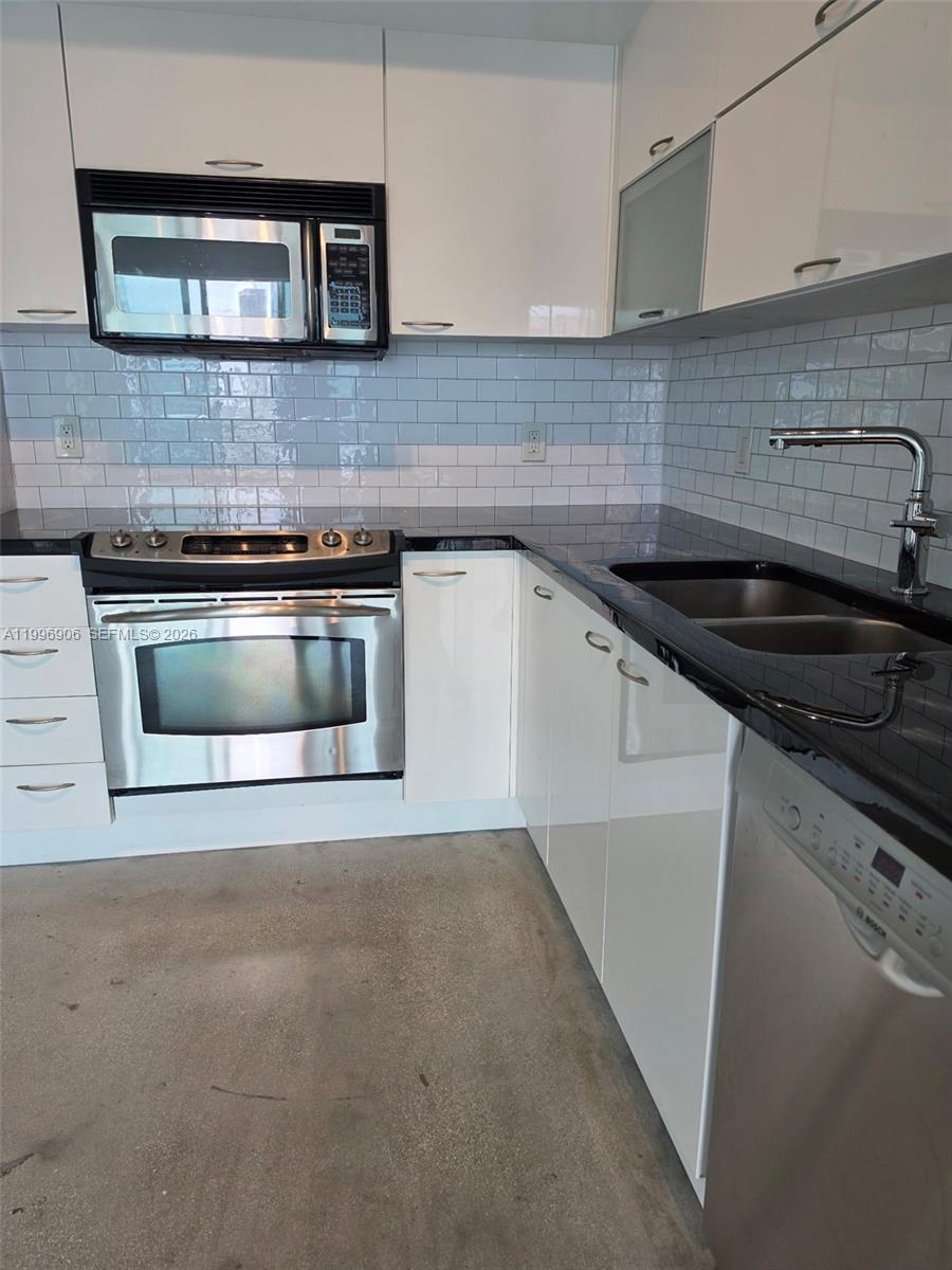 133 NE 2nd Ave #3306, Miami FL 33132