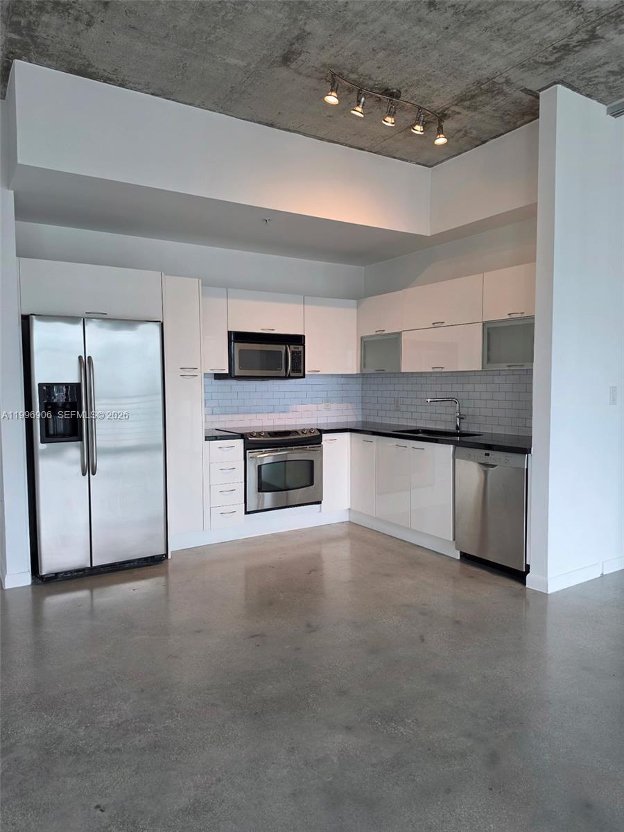 133 NE 2nd Ave #3306, Miami FL 33132