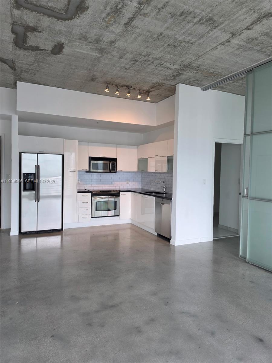 133 NE 2nd Ave #3306, Miami FL 33132
