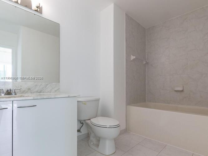 133 NE 2nd Ave #3306, Miami FL 33132