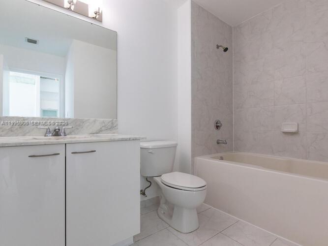 133 NE 2nd Ave #3306, Miami FL 33132