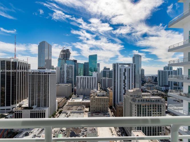 133 NE 2nd Ave #3306, Miami FL 33132