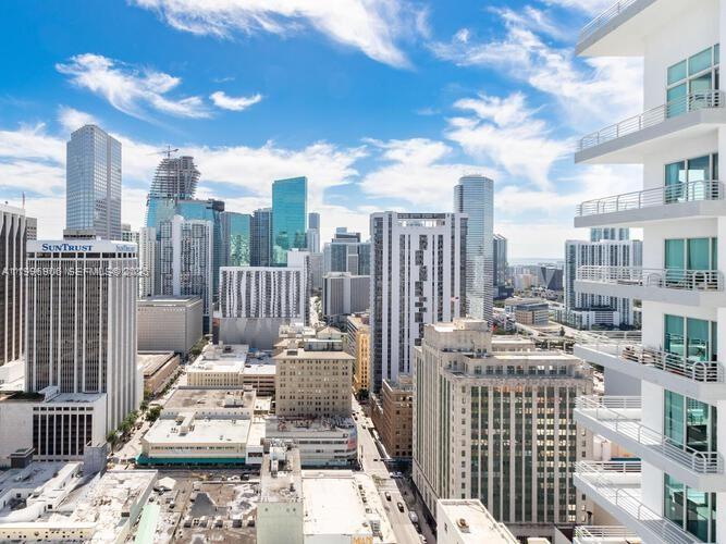 133 NE 2nd Ave #3306, Miami FL 33132