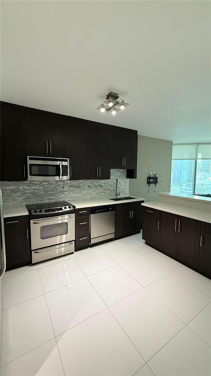 350 S Miami Ave #2512, Miami FL 33130