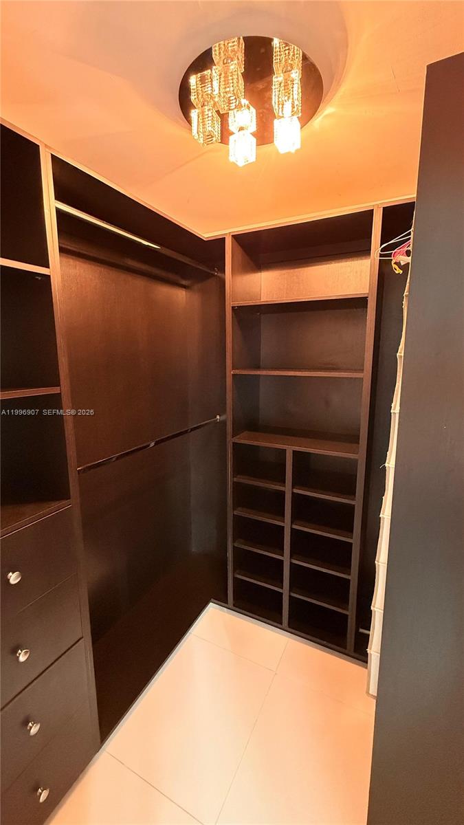 350 S Miami Ave #2512, Miami FL 33130
