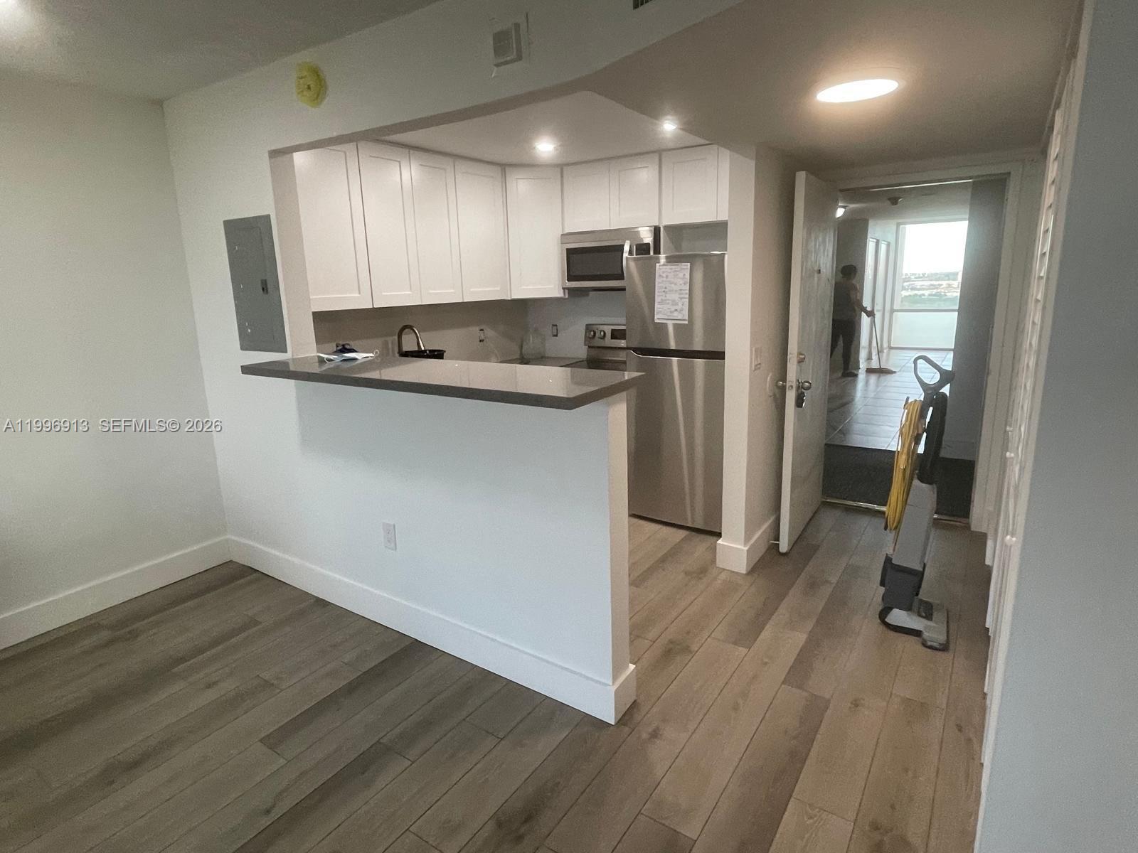 2350 NE 135th St #308, North Miami FL 33181