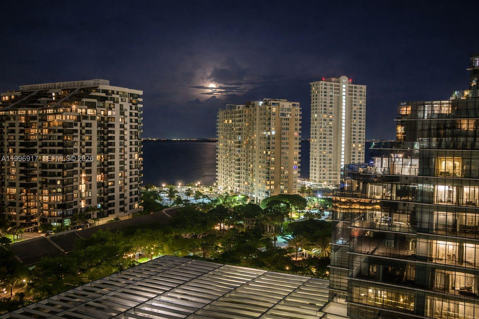 701 Brickell Key Blvd #1611, Miami FL 33131