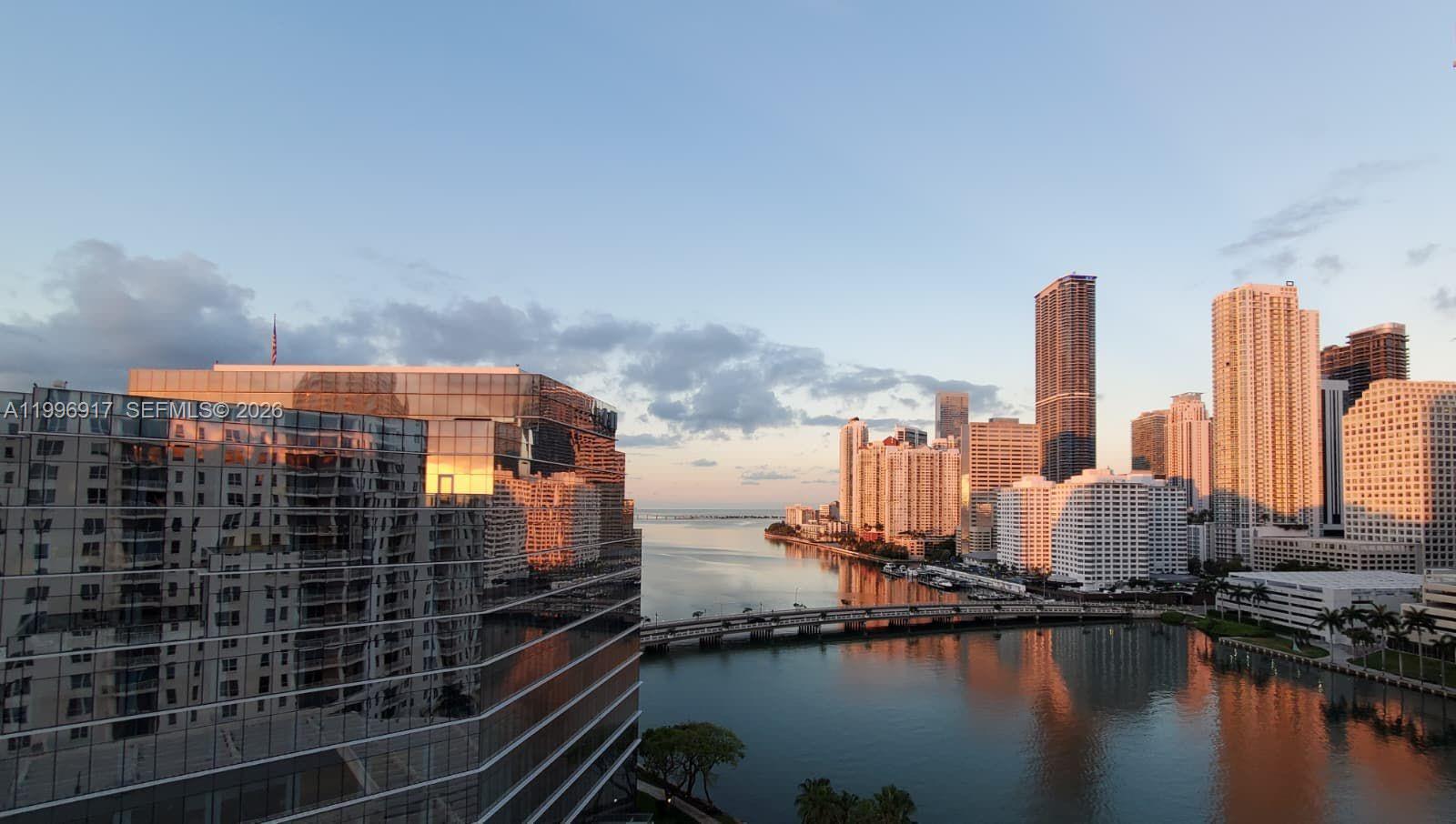 701 Brickell Key Blvd #1611, Miami FL 33131