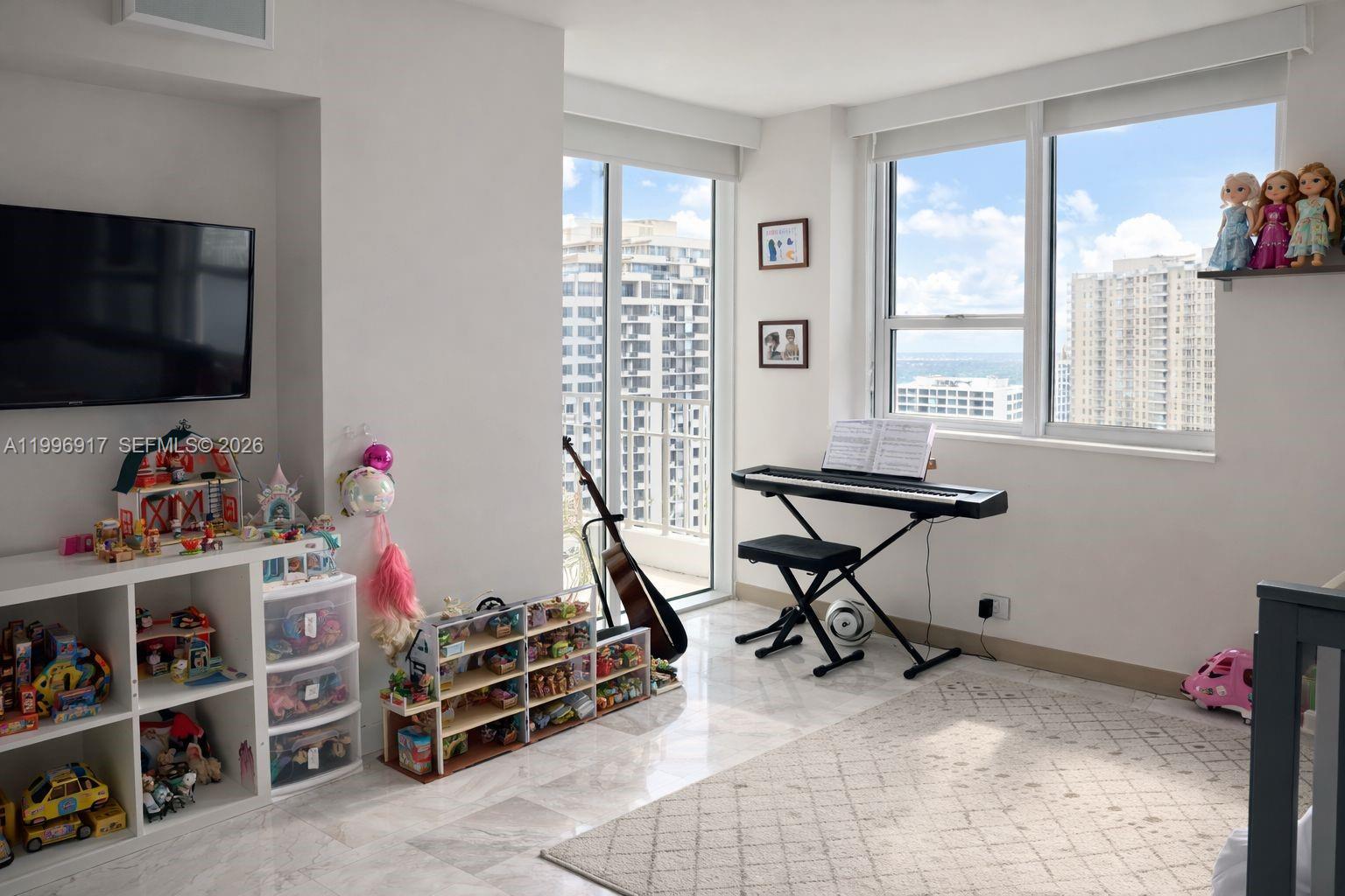 701 Brickell Key Blvd #1611, Miami FL 33131