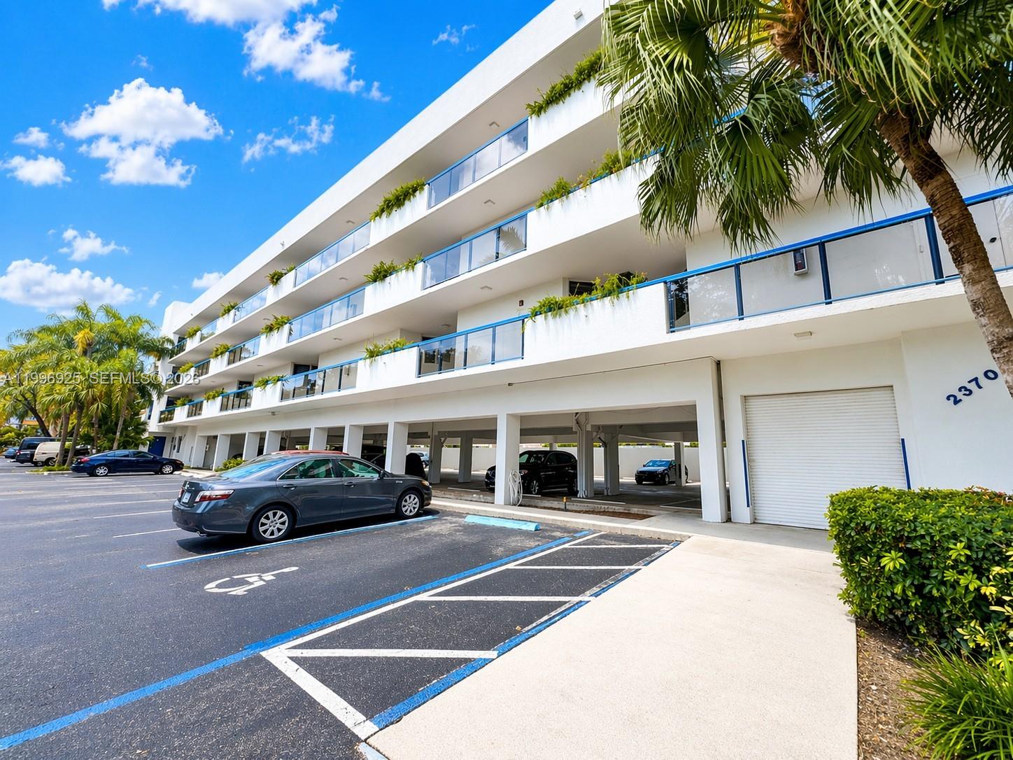 2370 NE 135th St #405, North Miami FL 33181