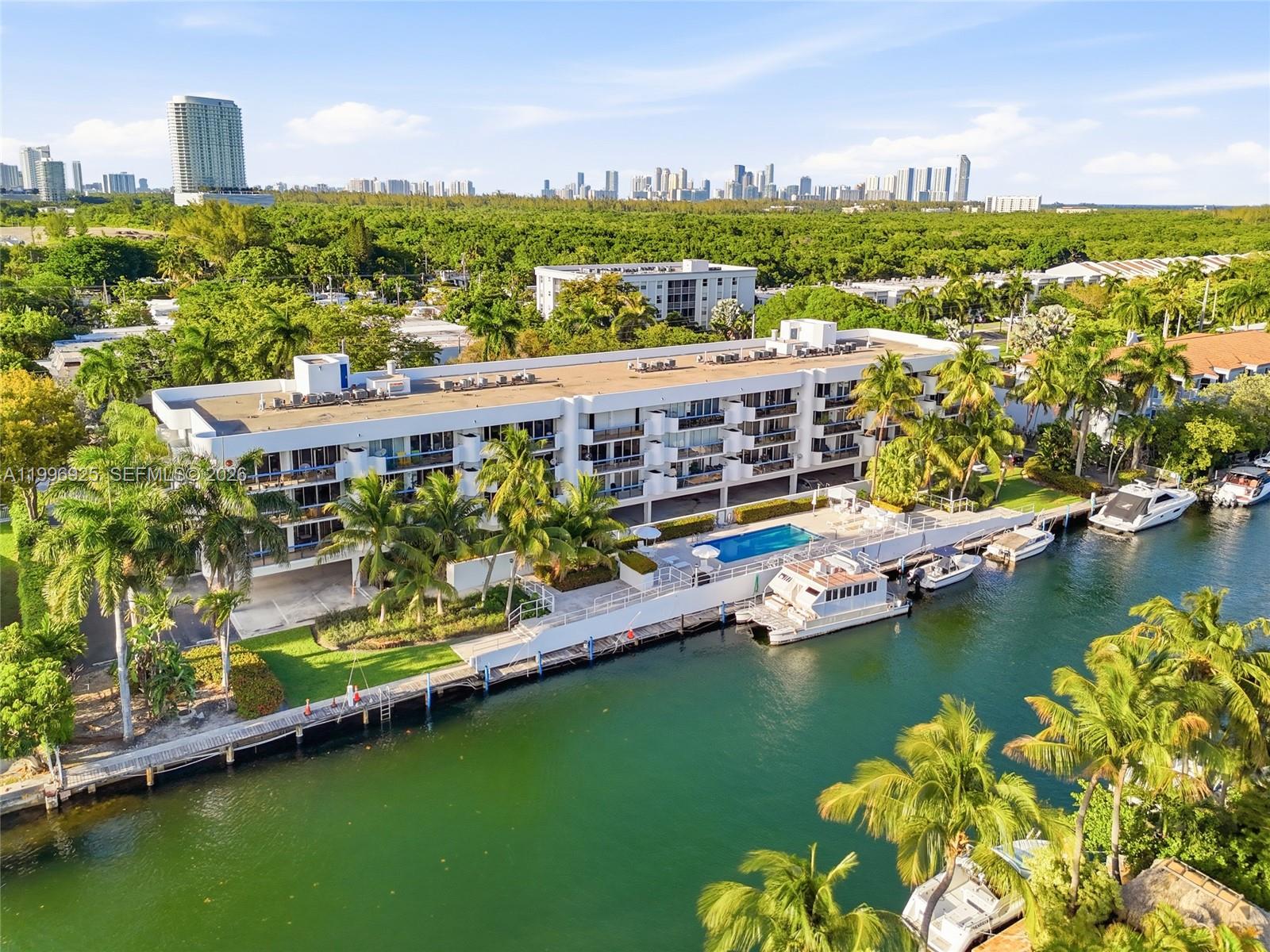 2370 NE 135th St #405, North Miami FL 33181