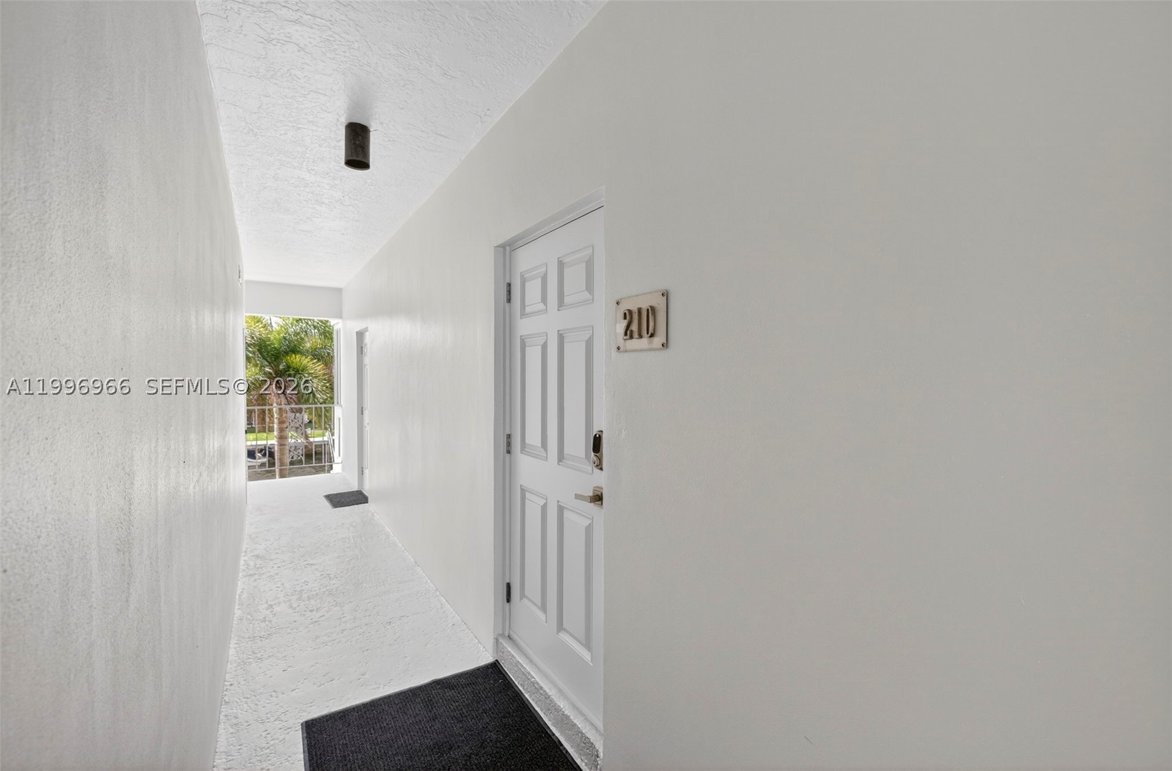 3050 NE 48th St #210, Fort Lauderdale FL 33308