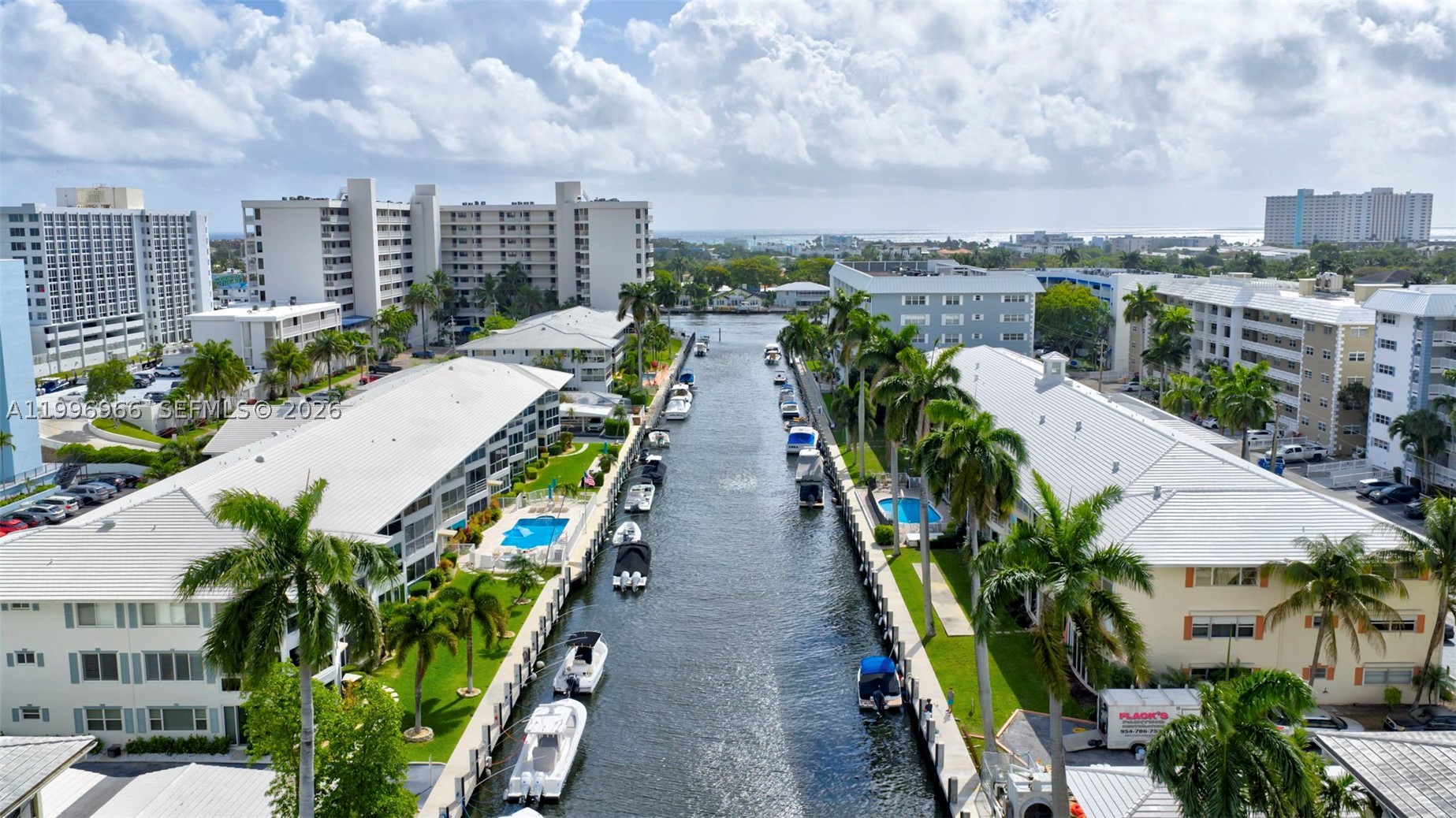 3050 NE 48th St #210, Fort Lauderdale FL 33308