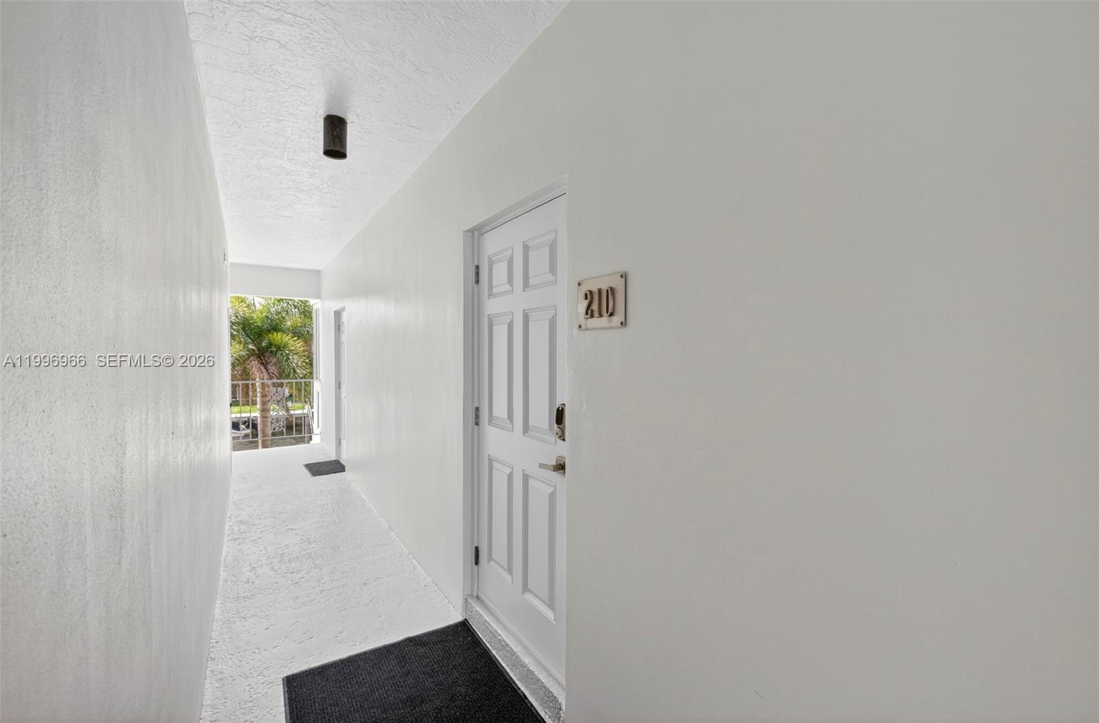 3050 NE 48th St #210, Fort Lauderdale FL 33308