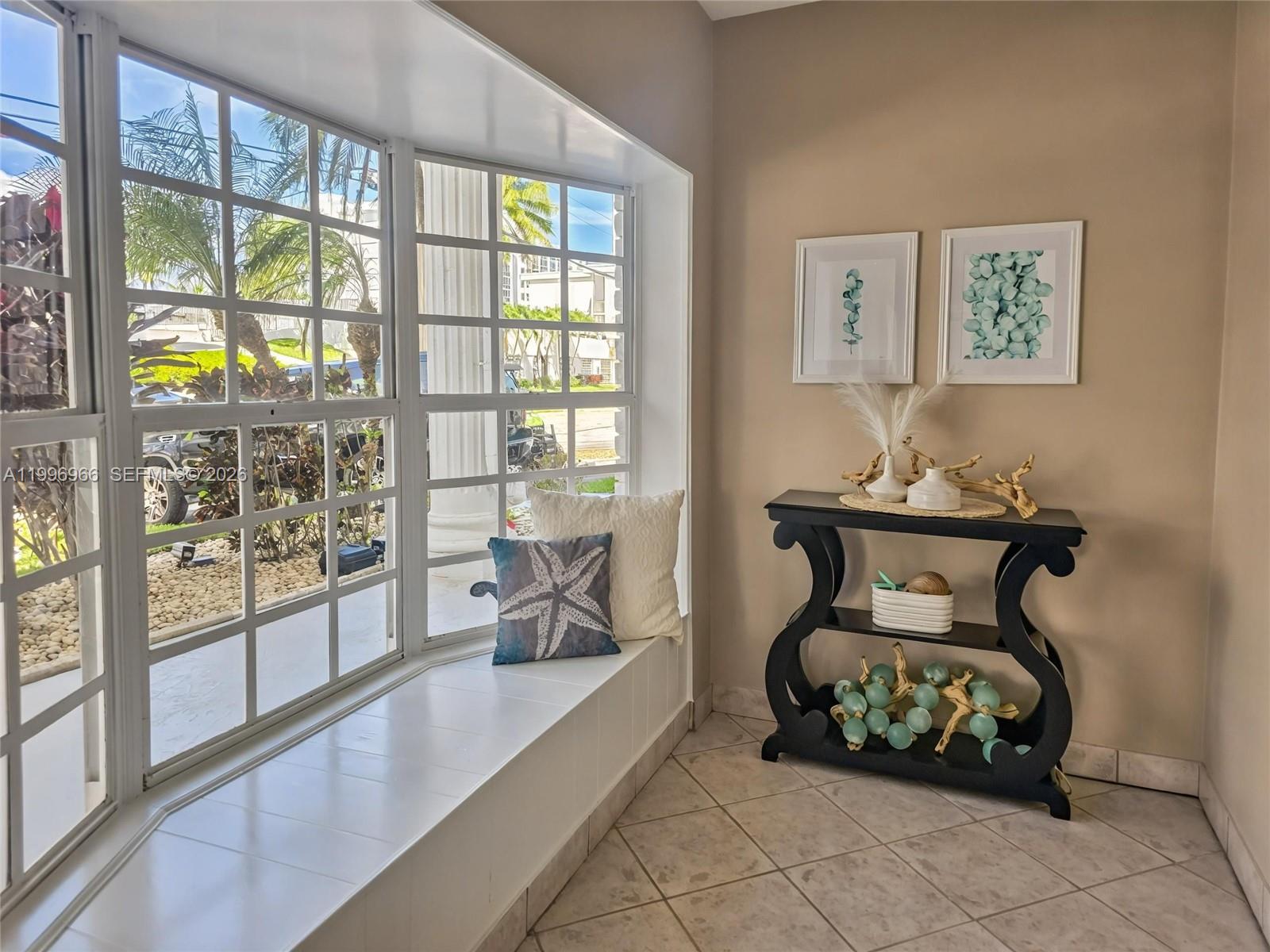 3050 NE 48th St #210, Fort Lauderdale FL 33308
