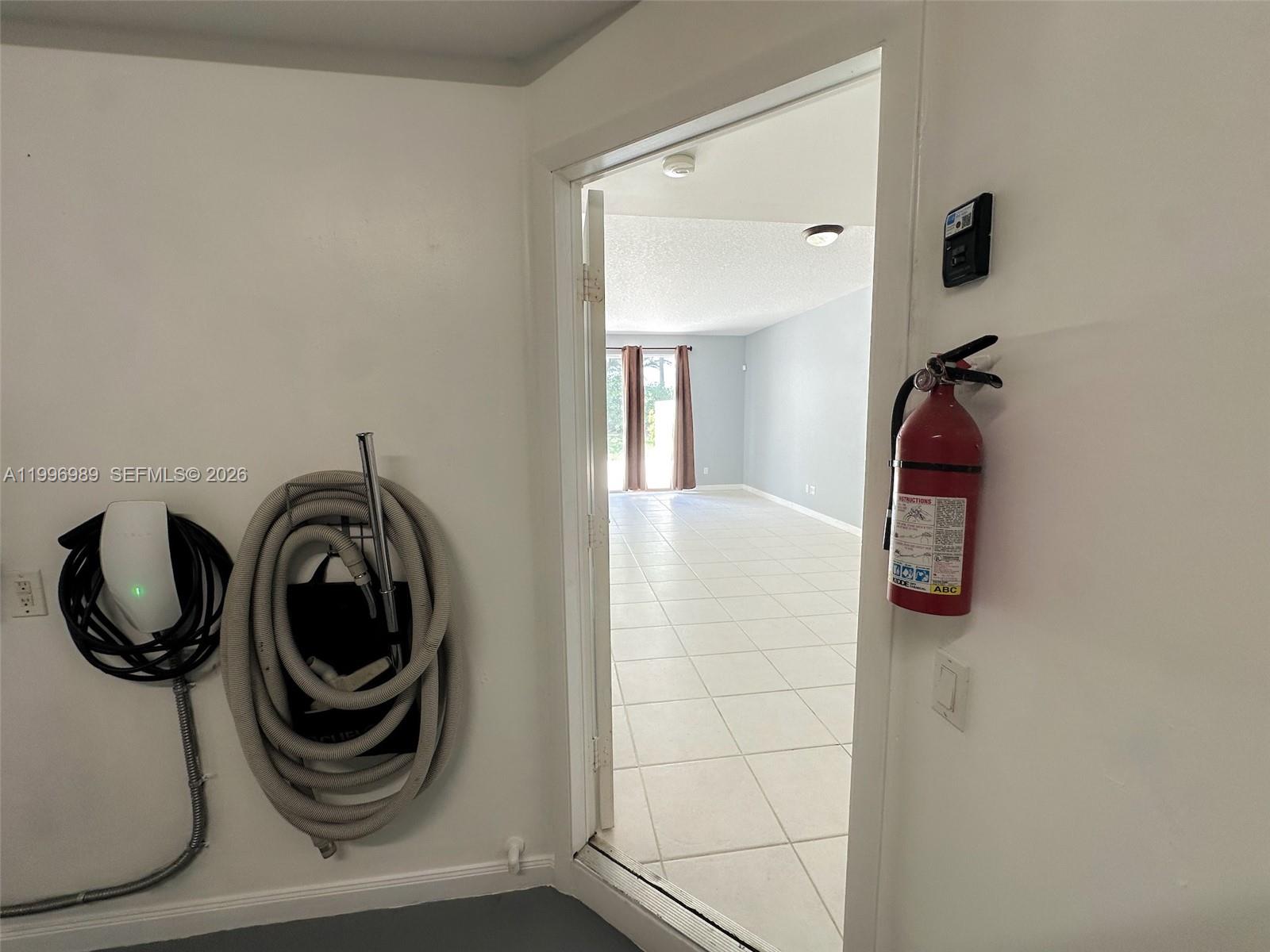 197 Santa Barbara Way, Palm Beach Gardens FL 33410