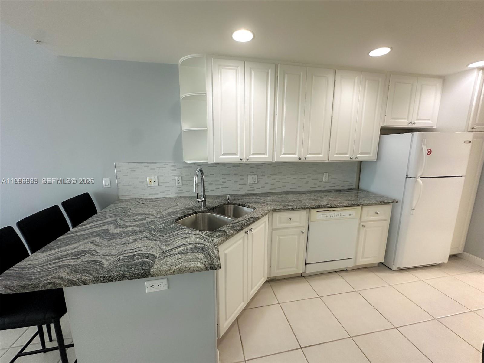 197 Santa Barbara Way, Palm Beach Gardens FL 33410