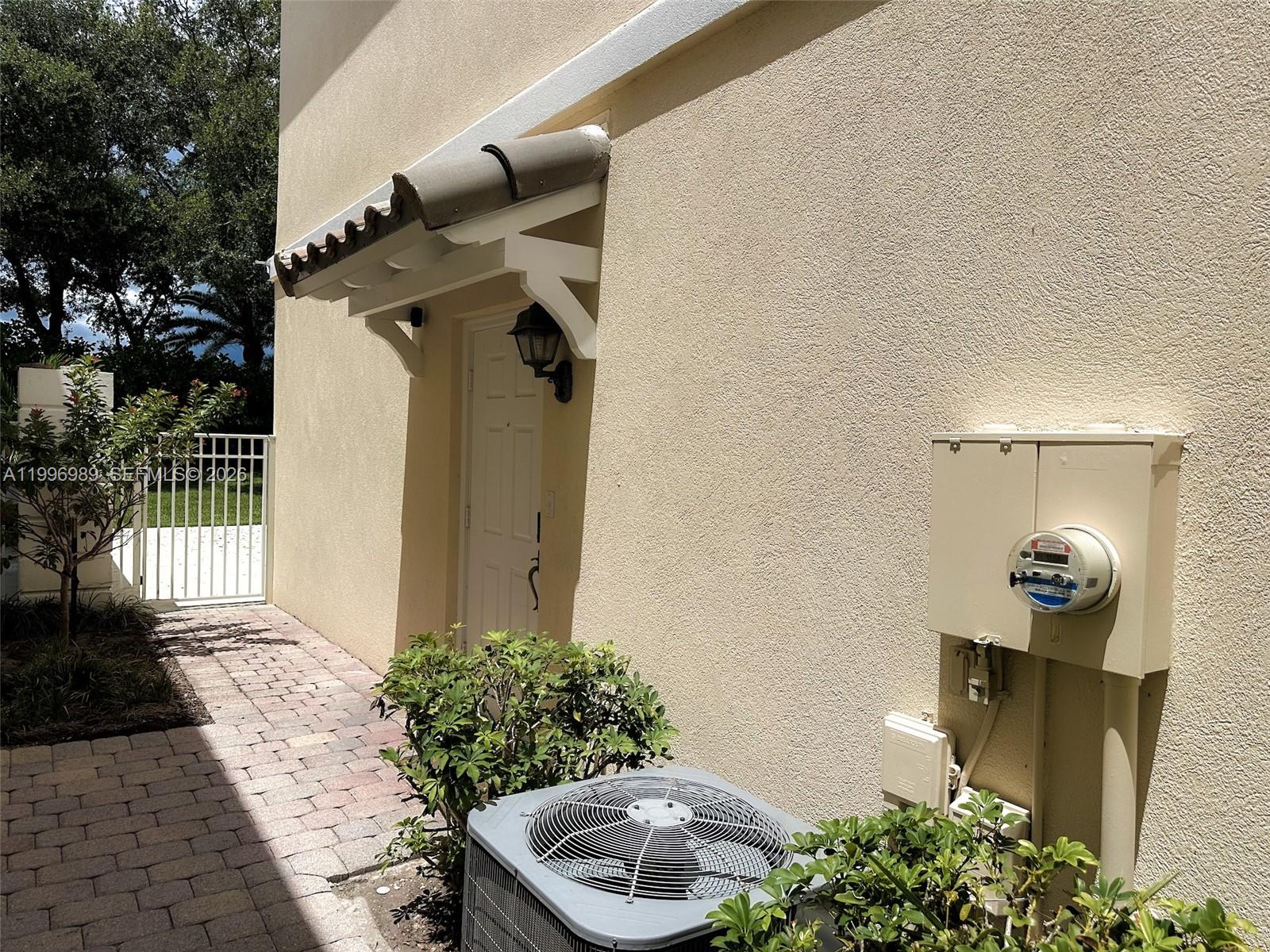 197 Santa Barbara Way, Palm Beach Gardens FL 33410