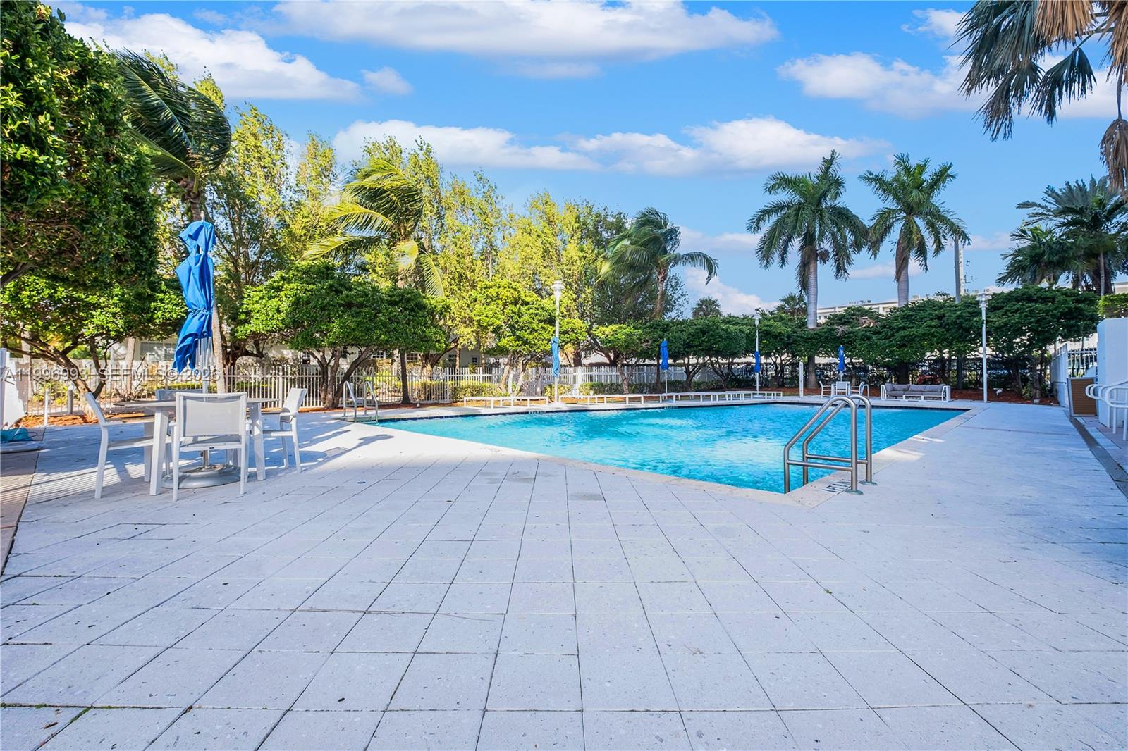 7914 Harbor Island Dr #205, North Bay Village FL 33141