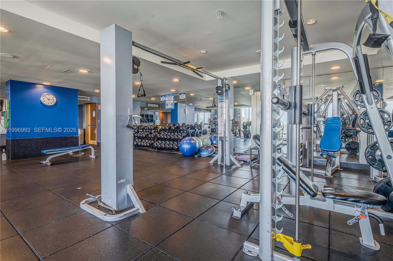 7914 Harbor Island Dr #205, North Bay Village FL 33141