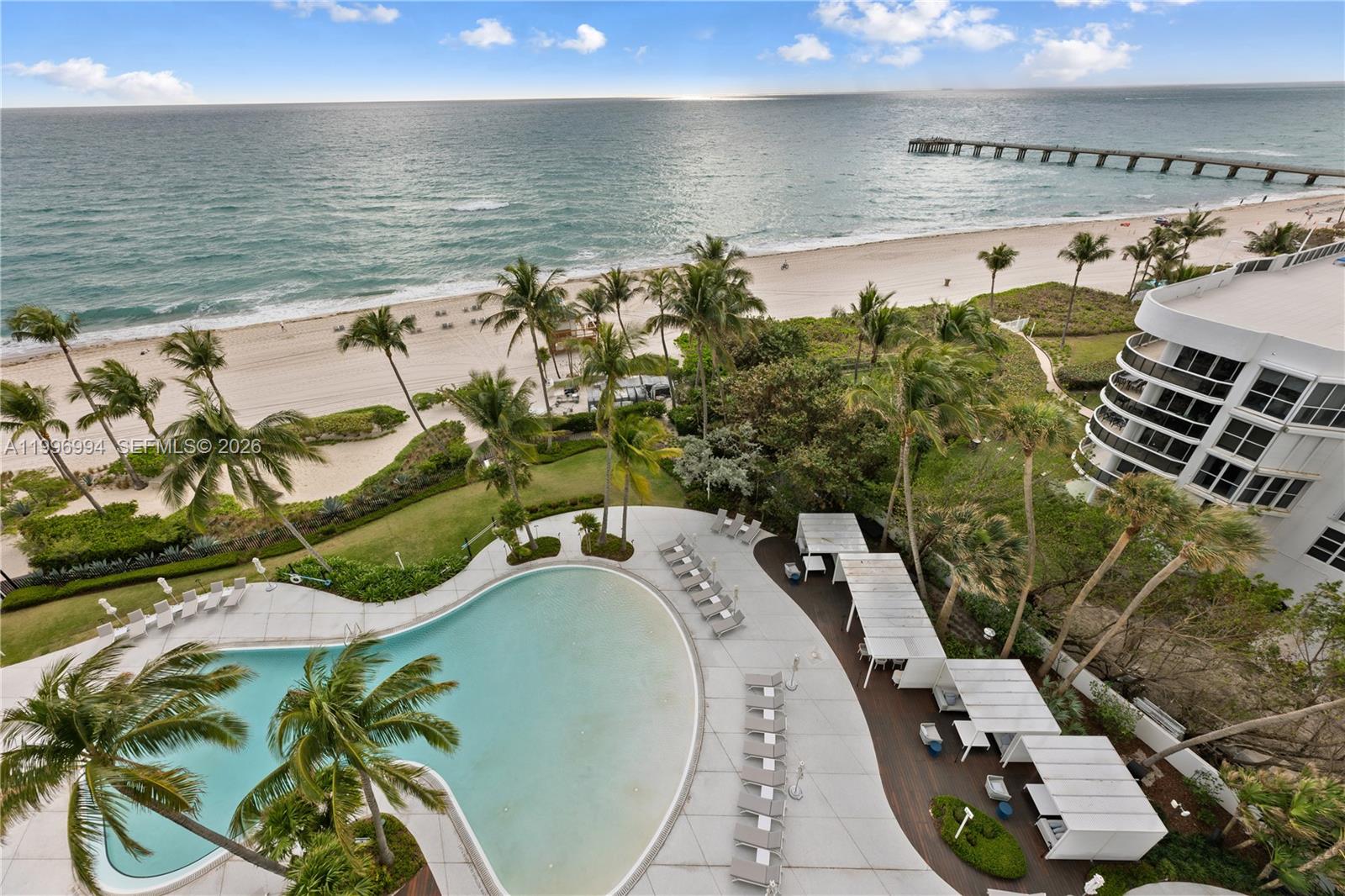 16901 Collins Ave #802, Sunny Isles Beach FL 33160