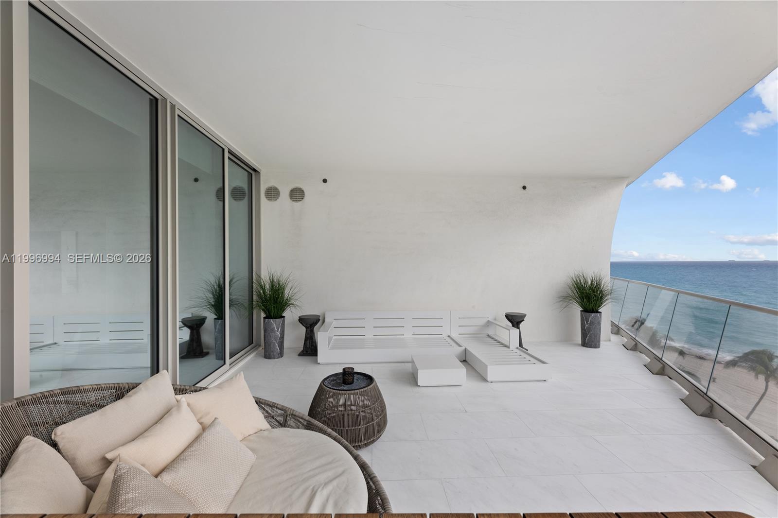 16901 Collins Ave #802, Sunny Isles Beach FL 33160