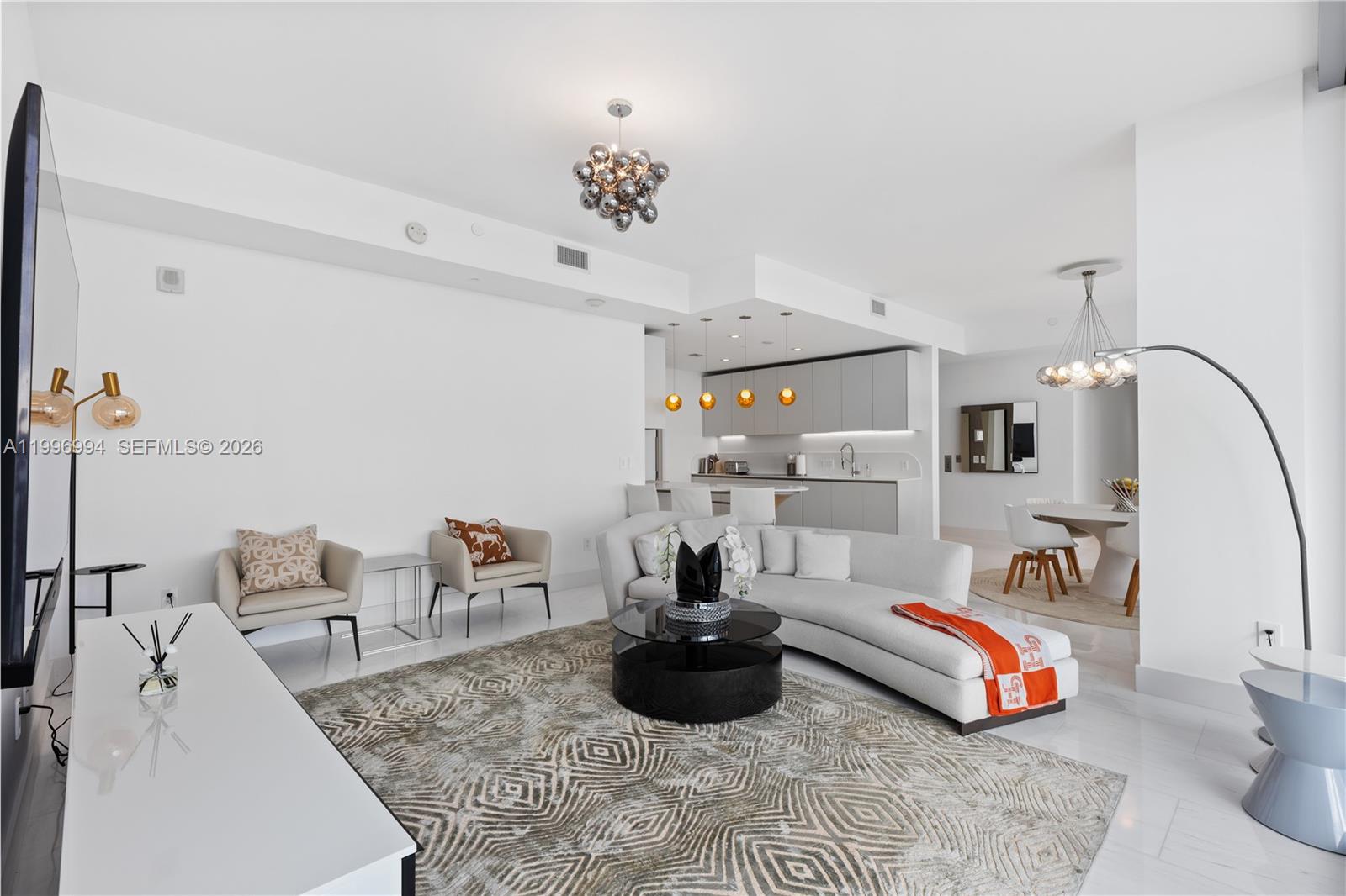 16901 Collins Ave #802, Sunny Isles Beach FL 33160