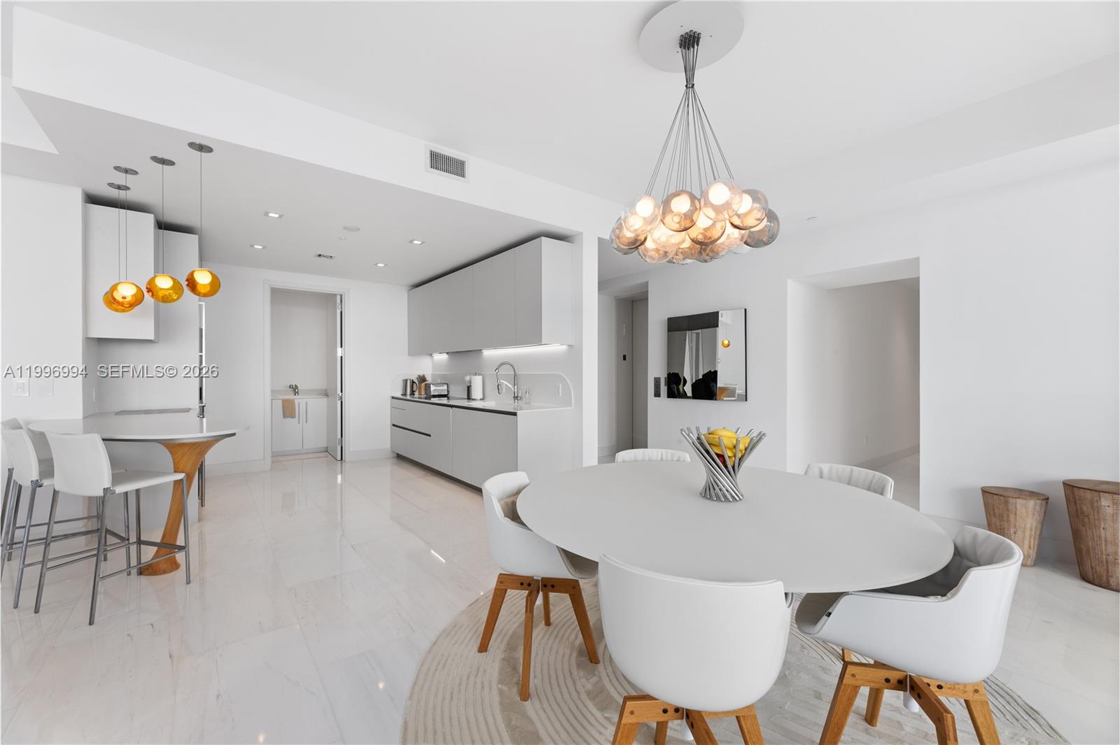16901 Collins Ave #802, Sunny Isles Beach FL 33160