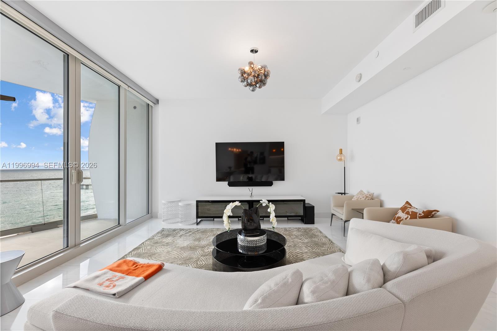 16901 Collins Ave #802, Sunny Isles Beach FL 33160