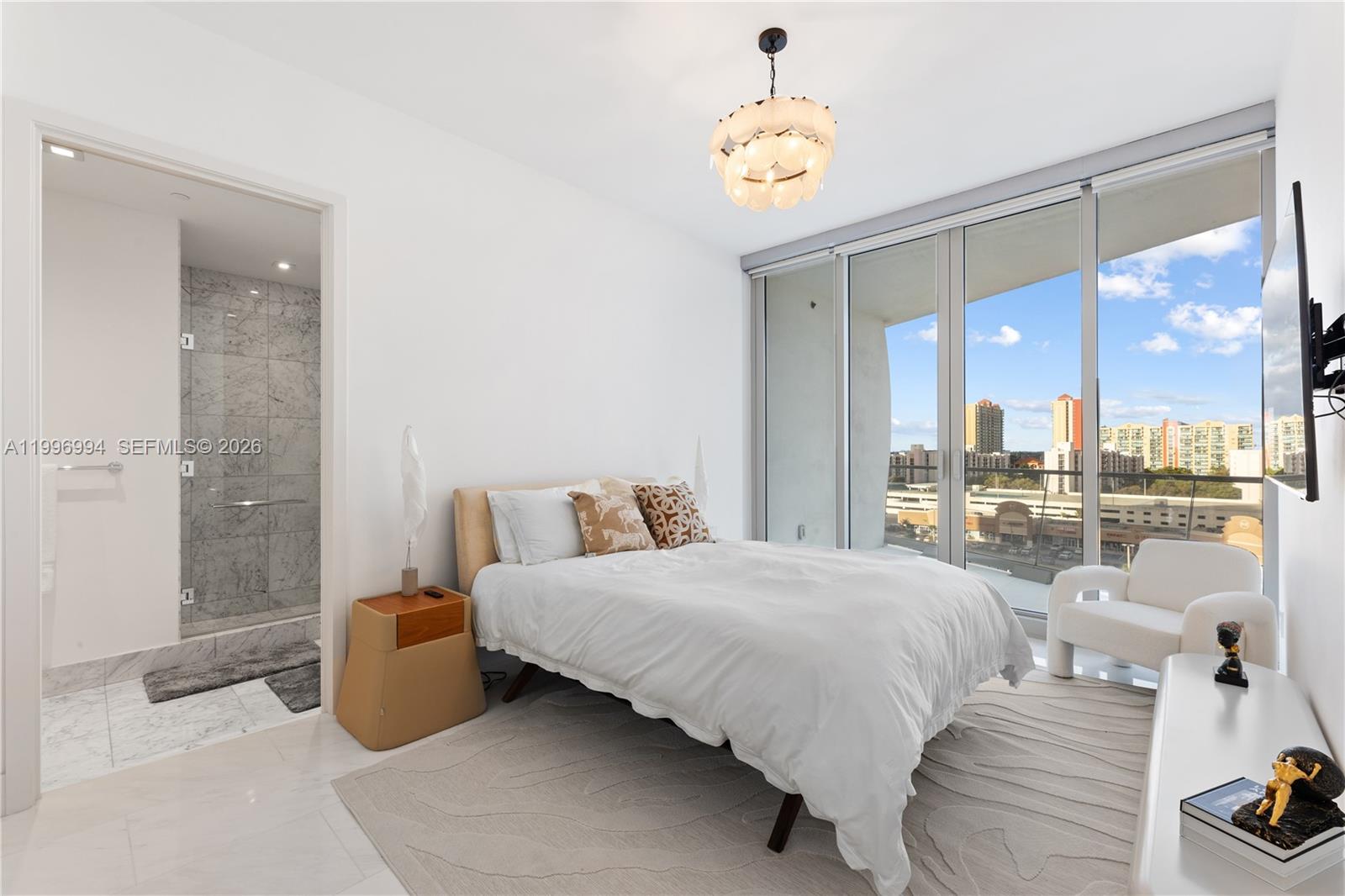 16901 Collins Ave #802, Sunny Isles Beach FL 33160