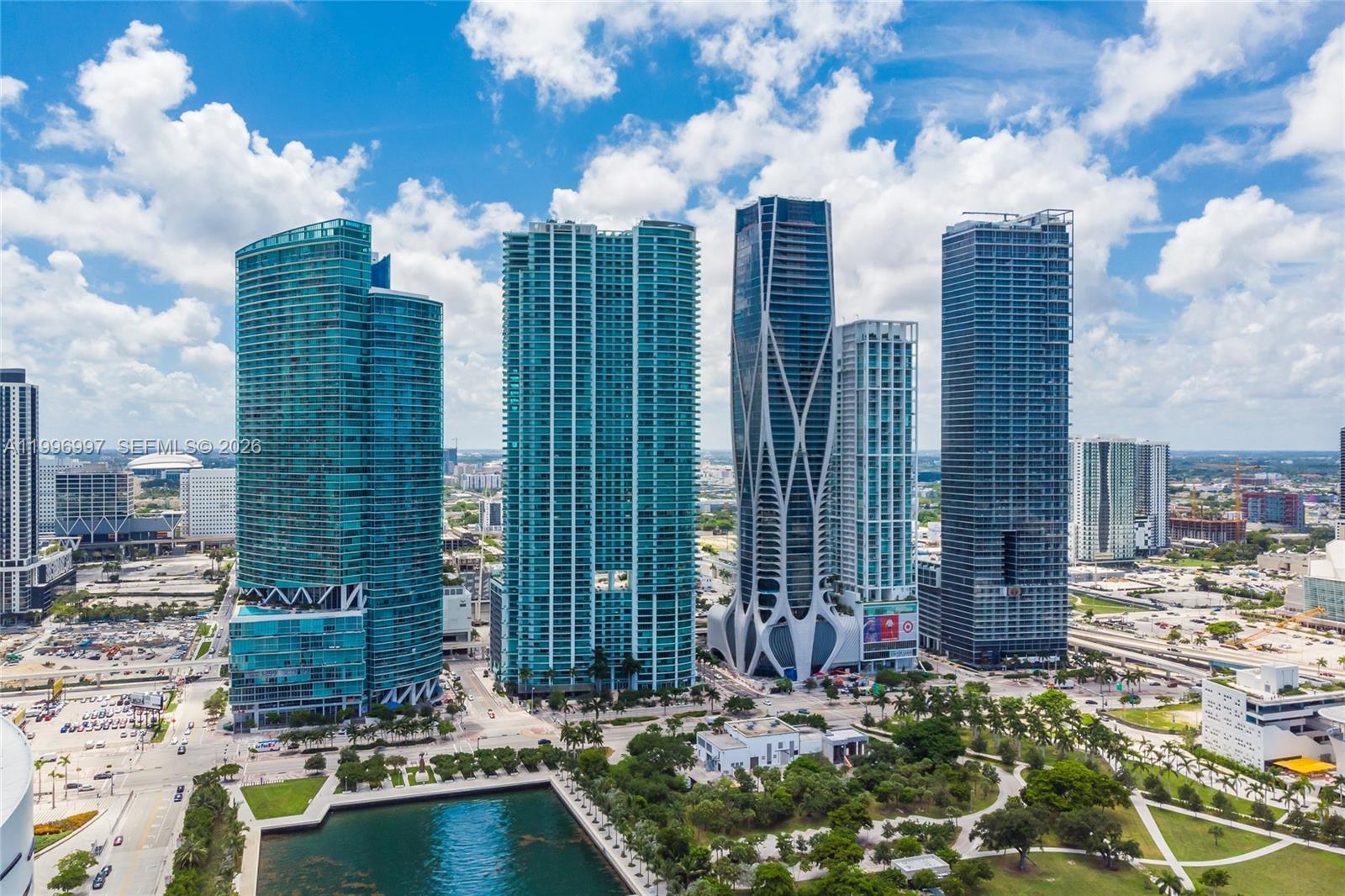 888 Biscayne Boulevard #812, Miami FL 33132