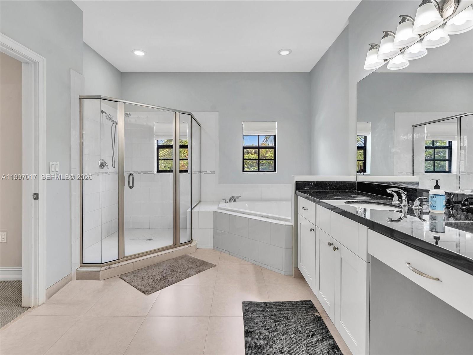 2901 Hidden Harbour St, Dania Beach FL 33312