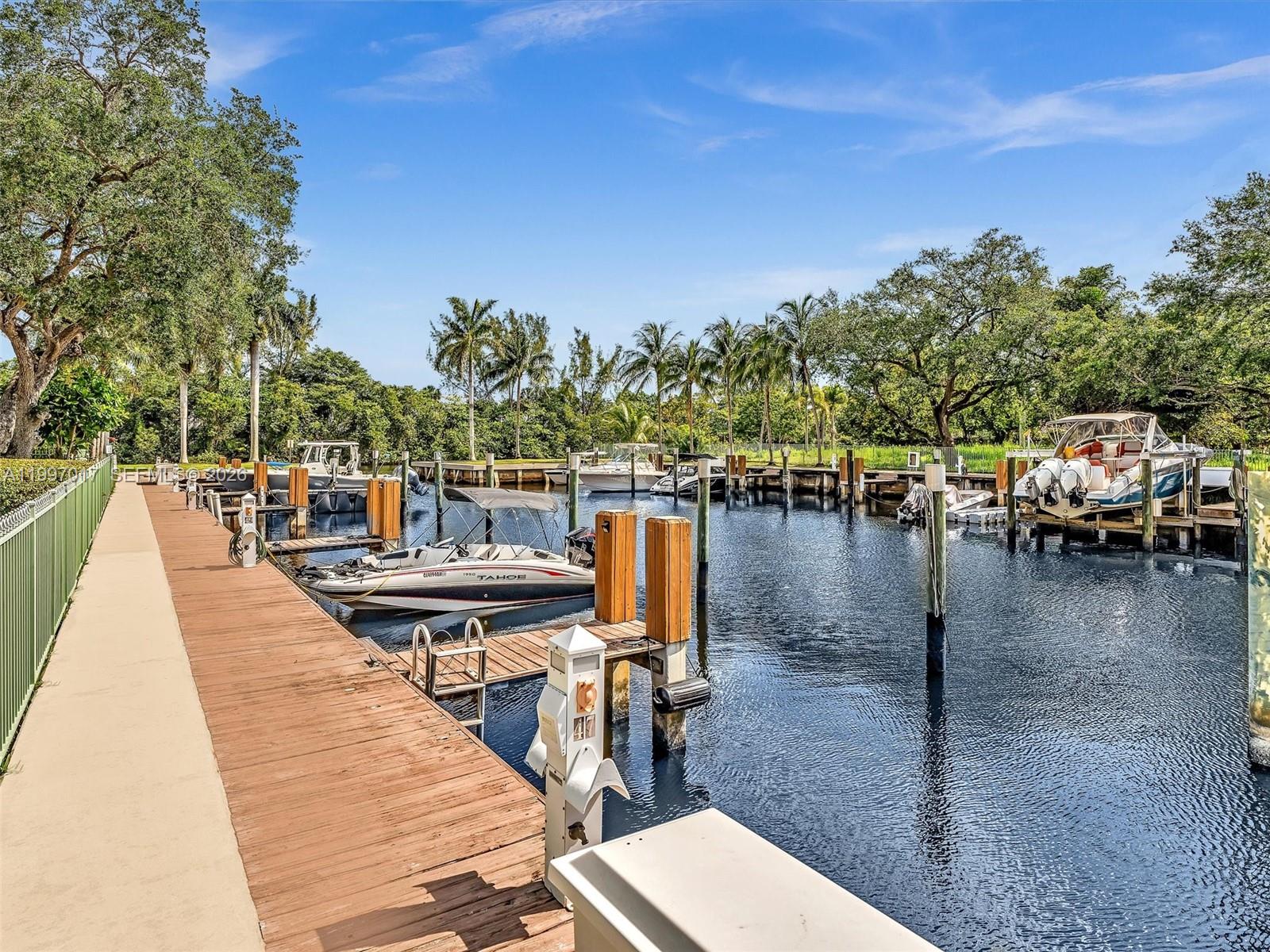 2901 Hidden Harbour St, Dania Beach FL 33312