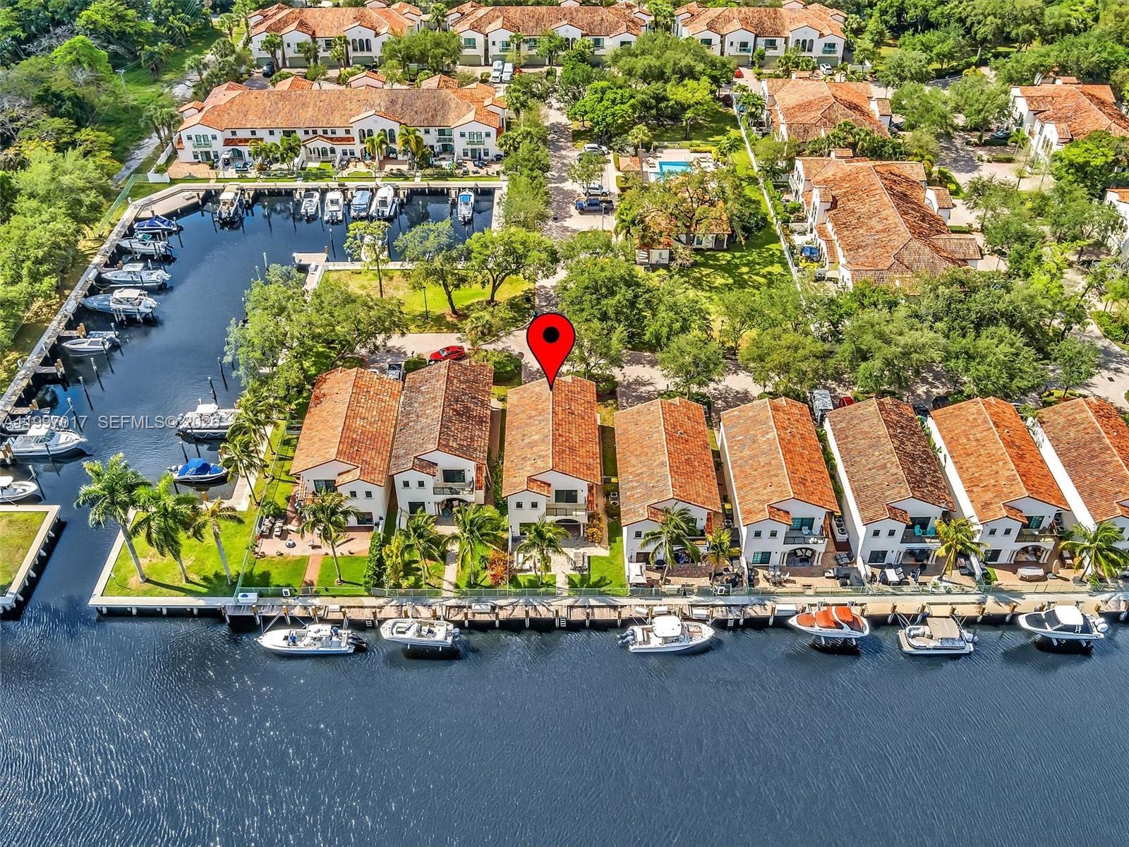 2901 Hidden Harbour St, Dania Beach FL 33312
