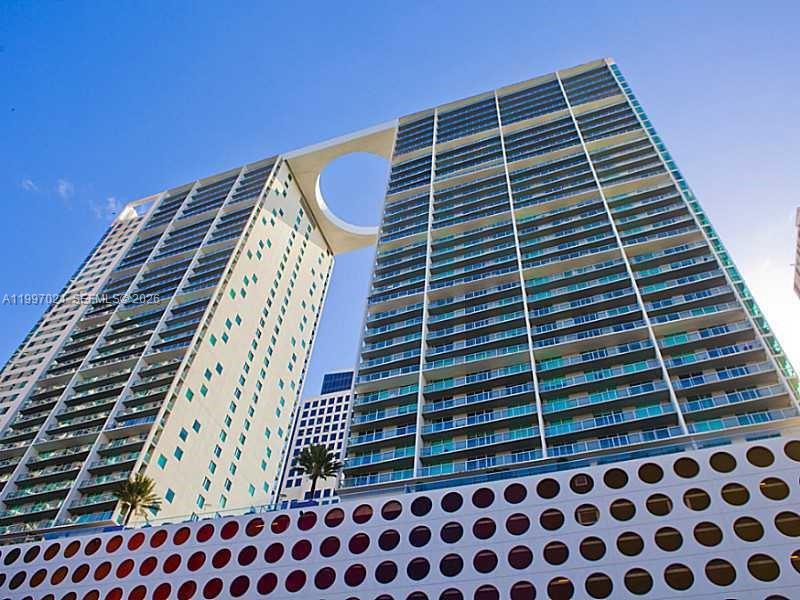 55 SE 6th St #2310, Miami FL 33131
