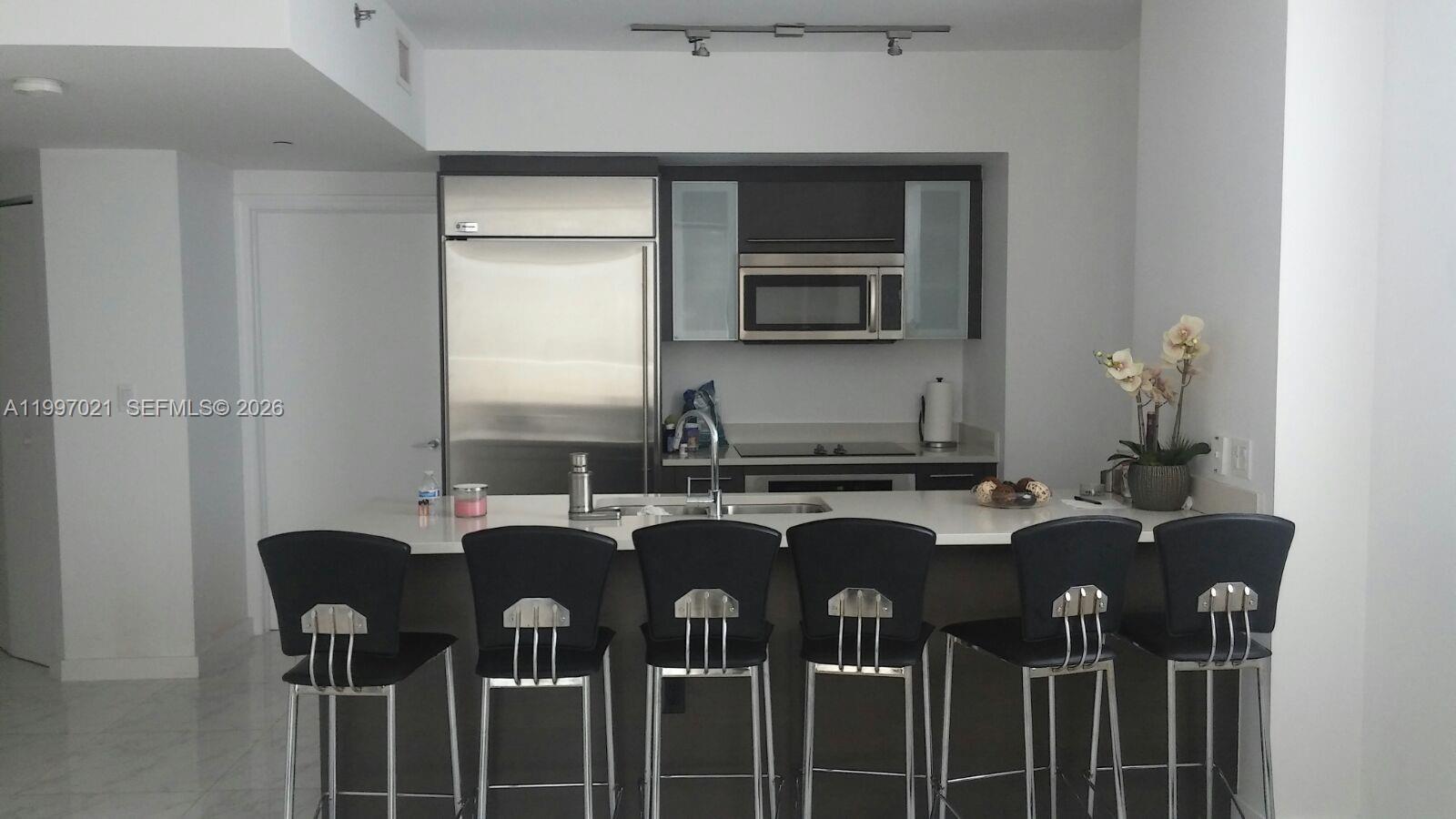 55 SE 6th St #2310, Miami FL 33131