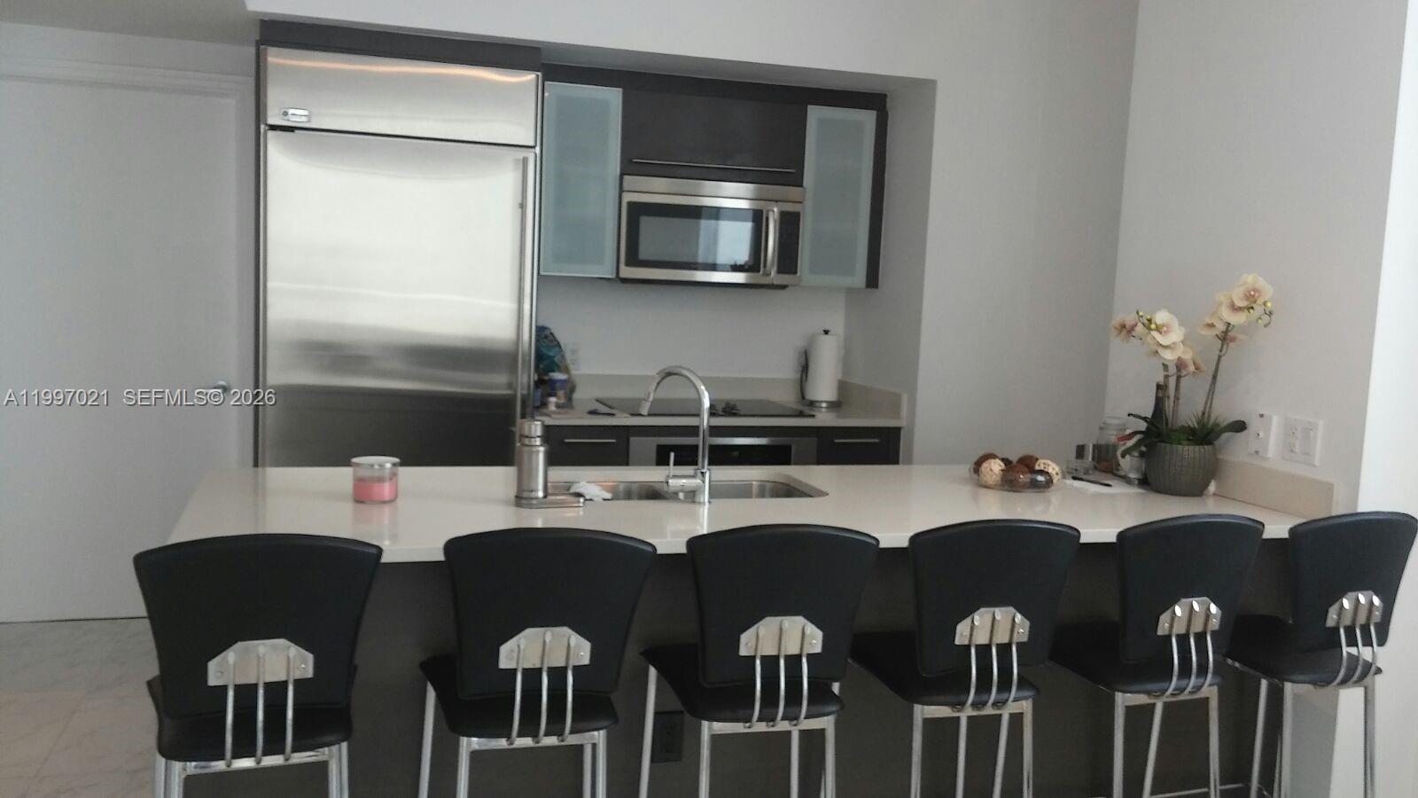 55 SE 6th St #2310, Miami FL 33131