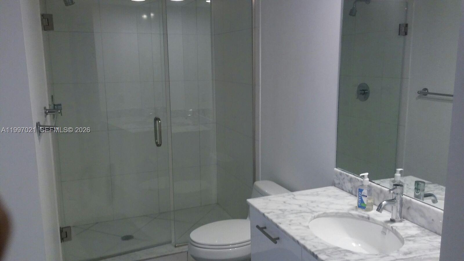 55 SE 6th St #2310, Miami FL 33131