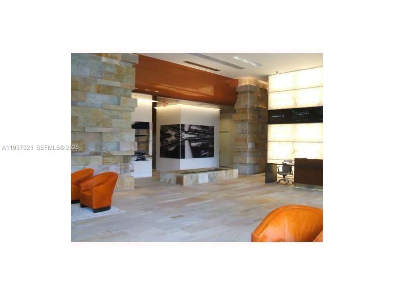 55 SE 6th St #2310, Miami FL 33131