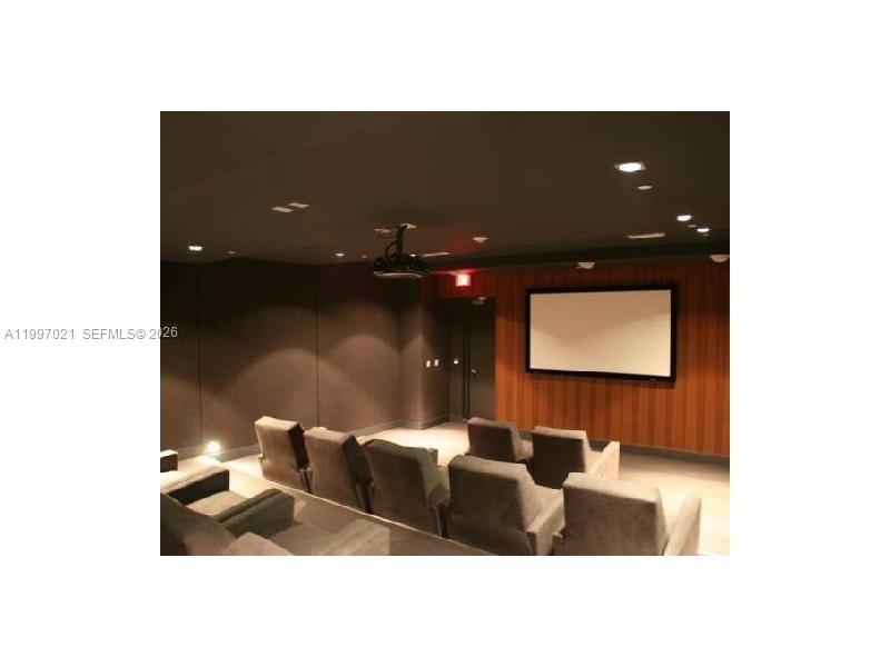 55 SE 6th St #2310, Miami FL 33131
