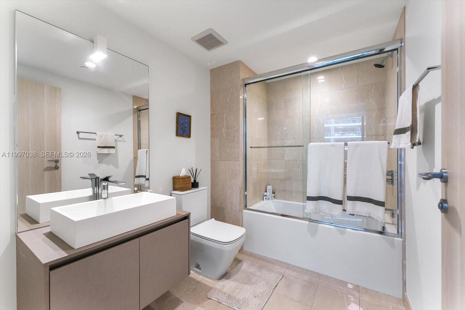 1000 Brickell Plaza #3609, Miami FL 33131