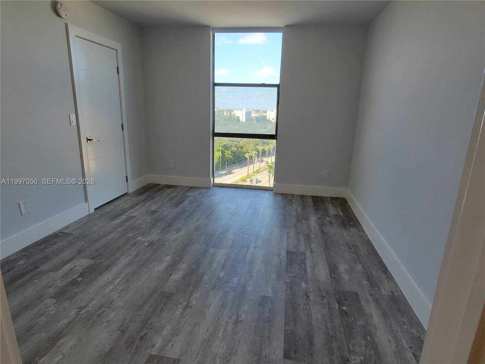 13499 Biscayne Blvd #1105, North Miami FL 33181