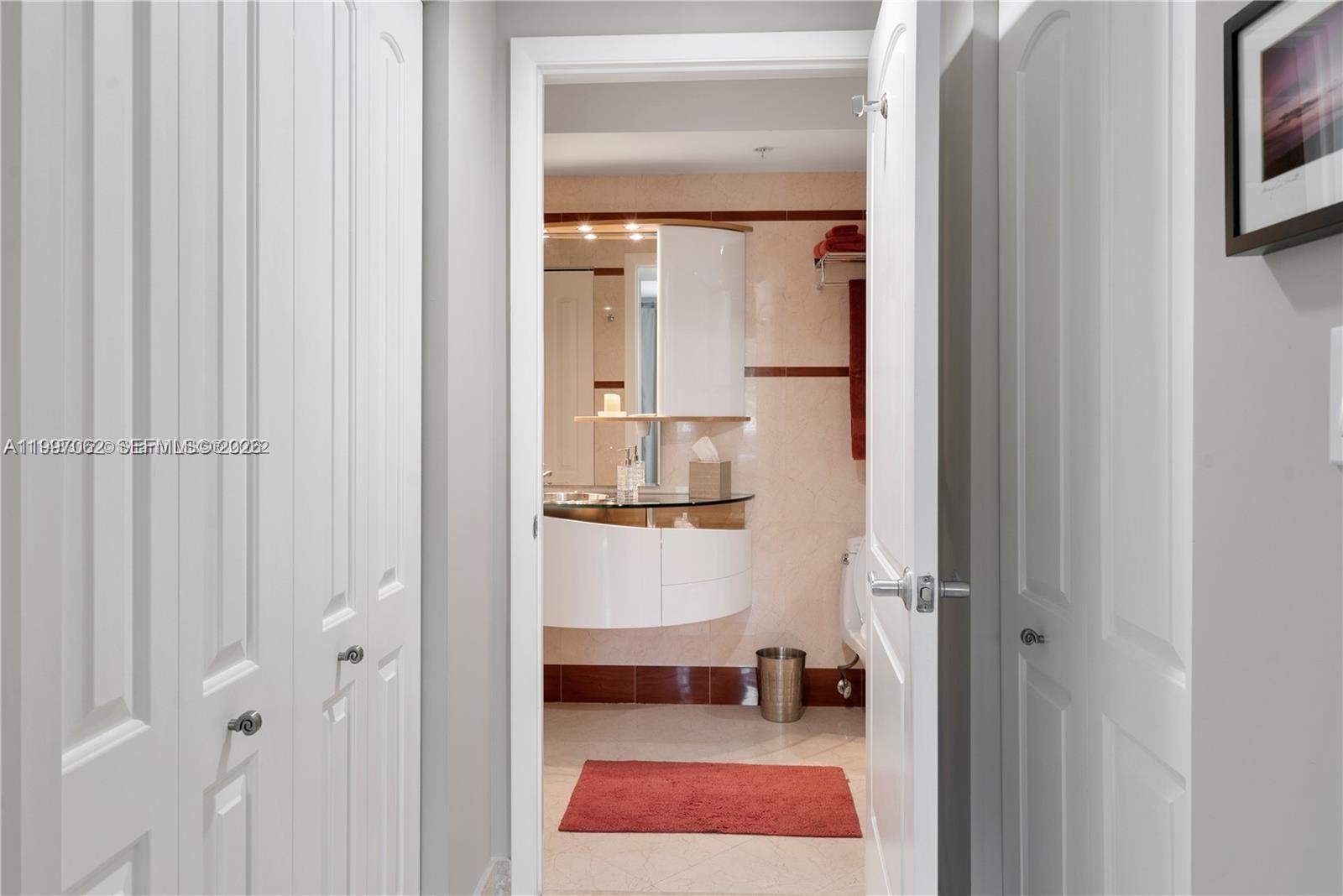 110 Washington Ave #2319, Miami Beach FL 33139