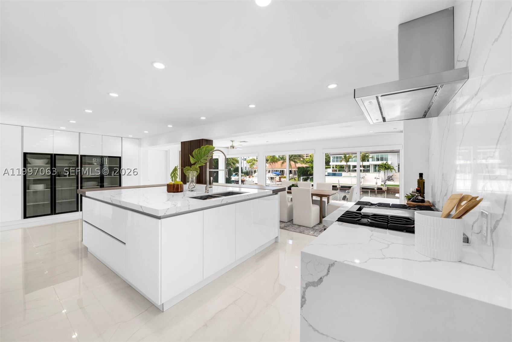 6832 Sunrise Ct #0, Coral Gables FL 33133