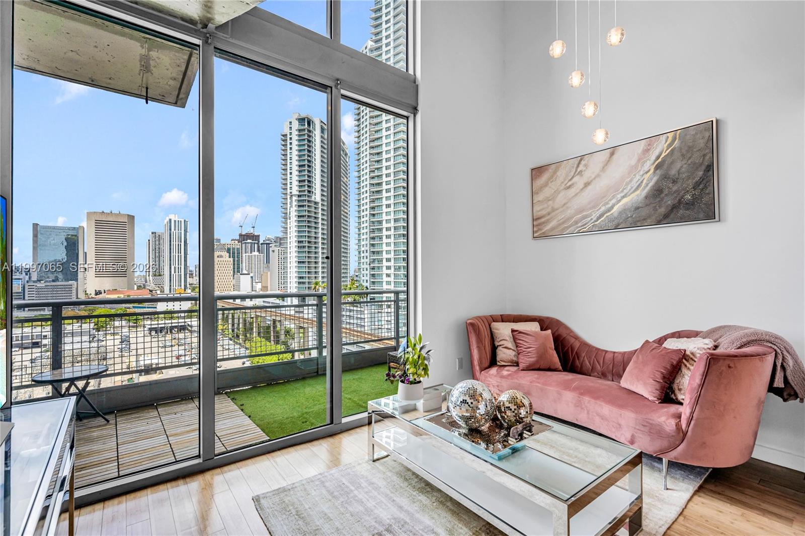 690 SW 1st Ct #1709, Miami FL 33130
